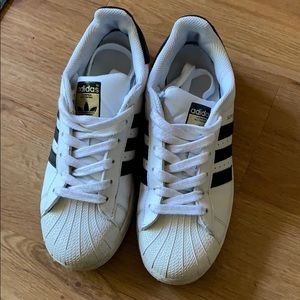 Adidas superstar in great condition!